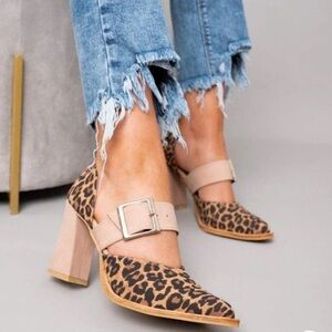 Leopard Print Block Heel Shoes with Buckle